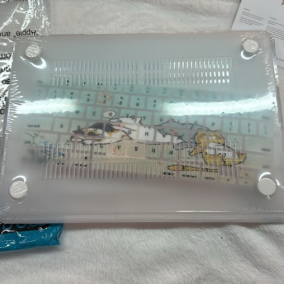 Mosiso Cats Plastic Hard Shell Case Compatible with MacBook Pro 13 inch Case - Picture 2 of 8